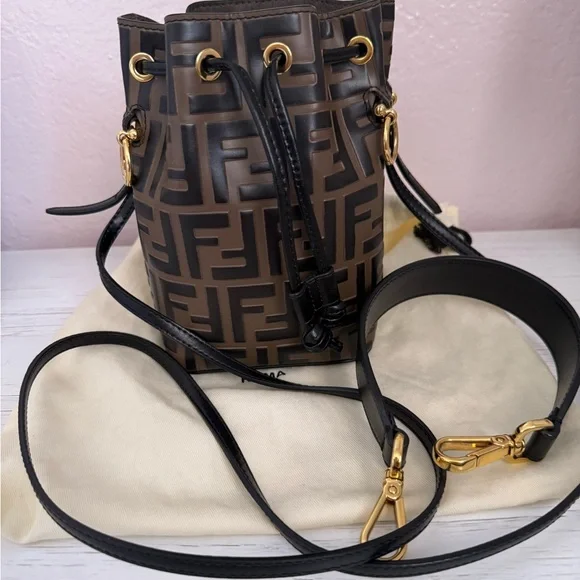 Fendi Mon Tresor Mini Bag Authentic - Picture 7 of 16